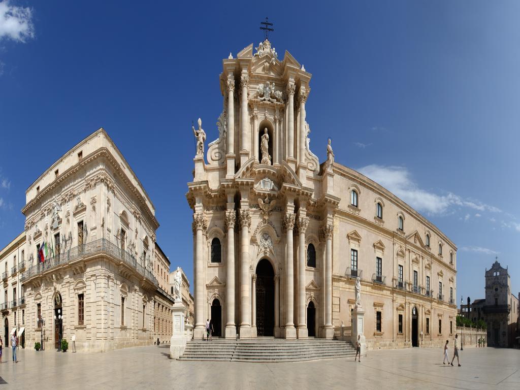 דירות סירקוזה Rosa Di Ortigia מראה חיצוני תמונה