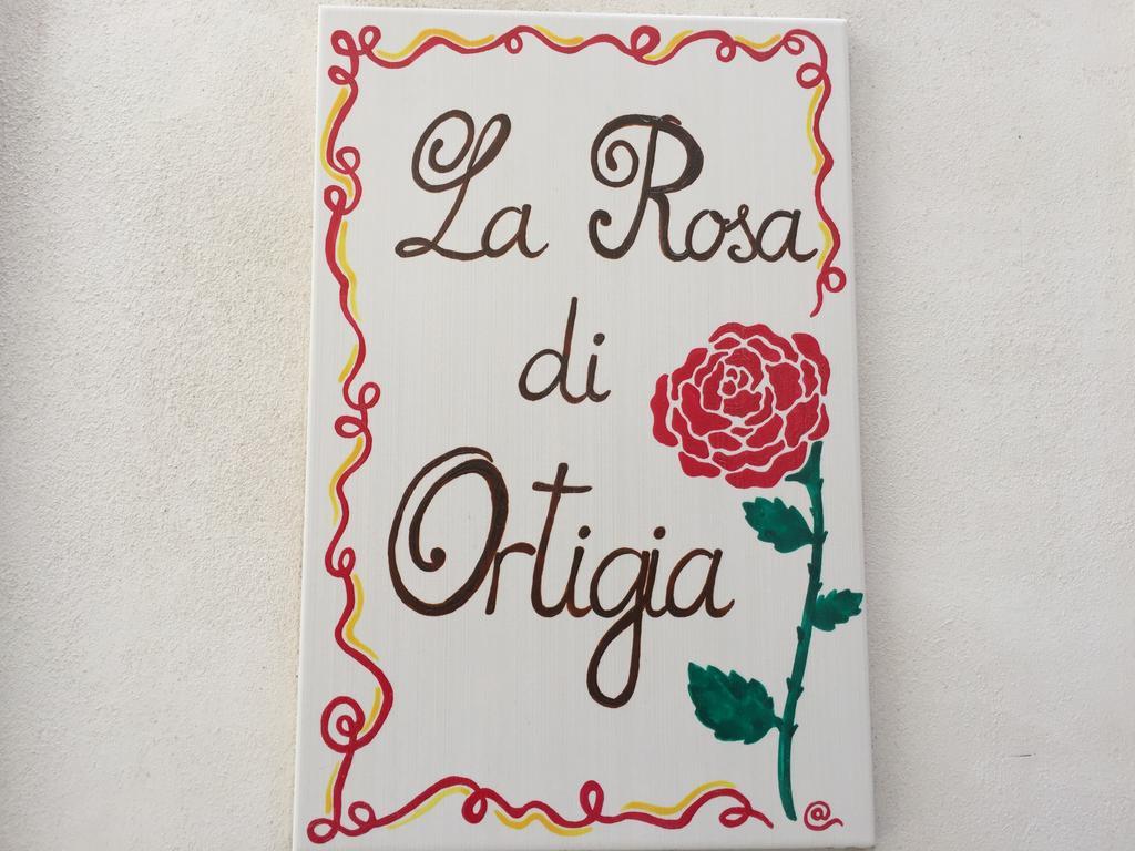 דירות סירקוזה Rosa Di Ortigia מראה חיצוני תמונה